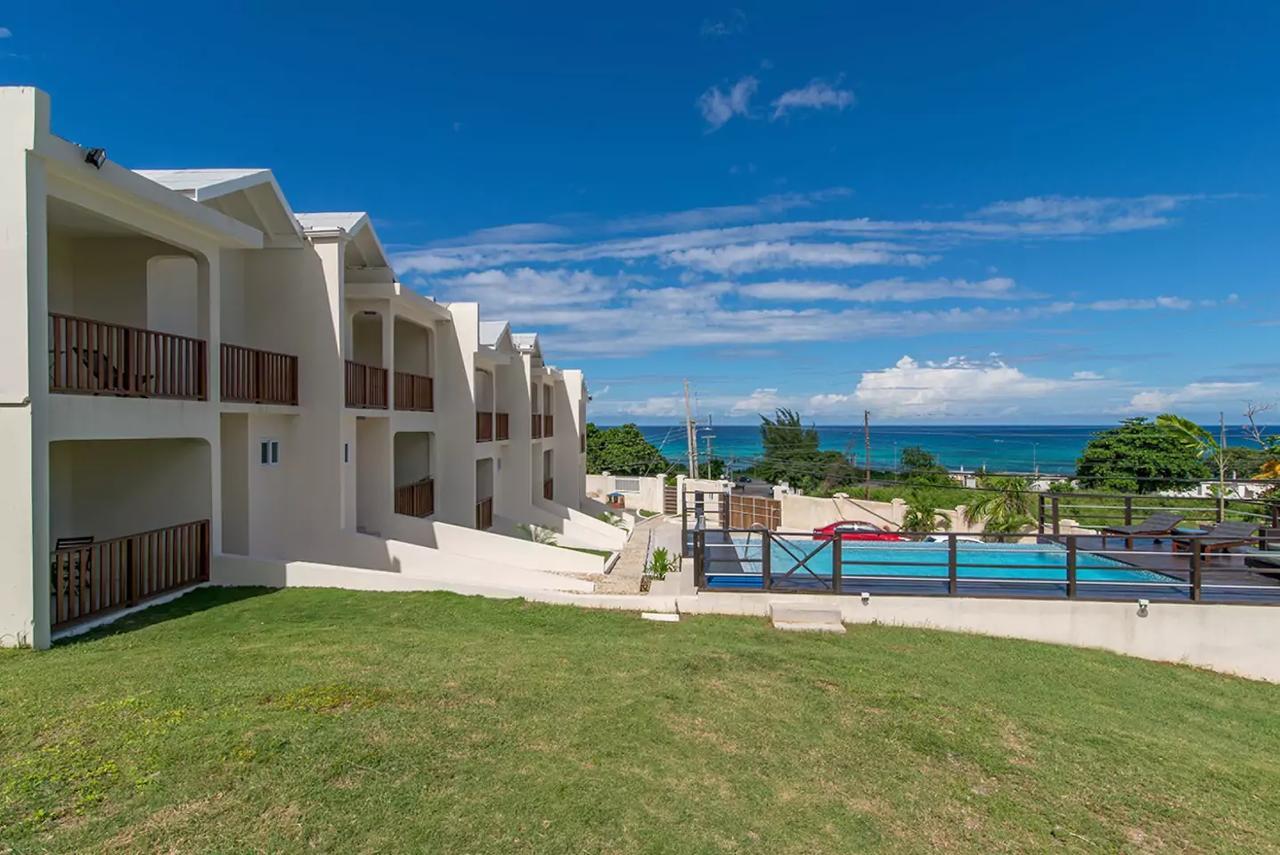 Family Complex Beside Beach W/Pool Montego Bay #1 Dış mekan fotoğraf